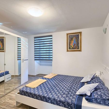 Old Town Apartments In City Center プーラ エクステリア 写真